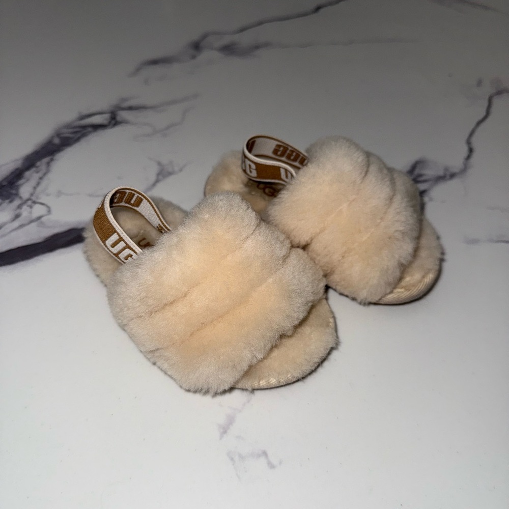 UGG Fluff yeah slide slipper
